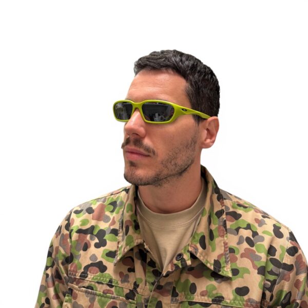 Oakley Terraforma OO 9530-04 Cactus Yellow Lime prize Black - Occhiali da sole - foto 6 | Ottica Zambrelli Parma