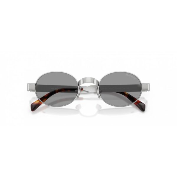 Miu Miu Smu B51 Silver Grey 21M-50Q - Occhiali da sole da donna - foto 4 | Ottica Zambrelli Parma