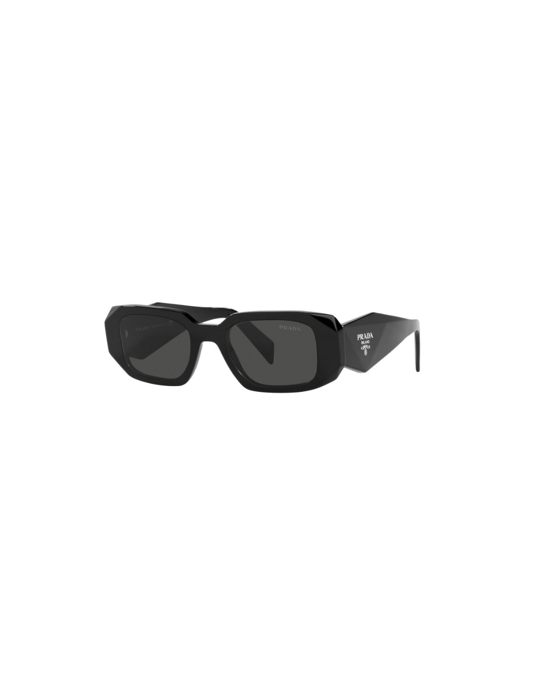 Occhiali da sole Prada PR 17WS 1AB5S0, montatura nero e lenti grigio scuro, vista a tre quarti